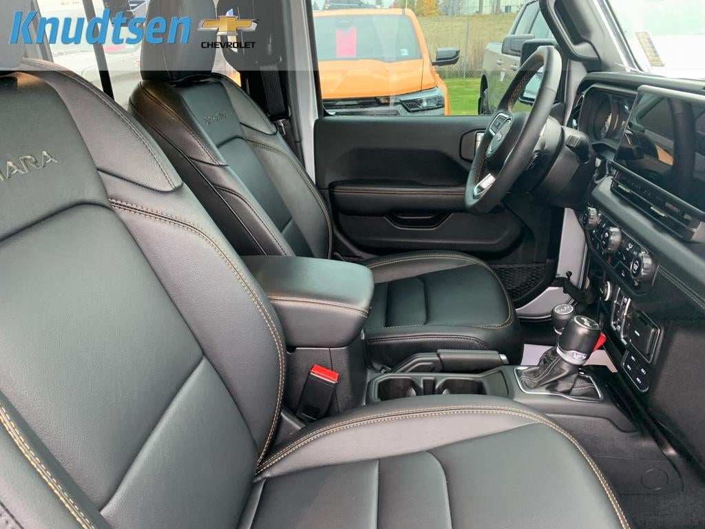 2024 Jeep Wrangler 4-Door Sahara 4x4