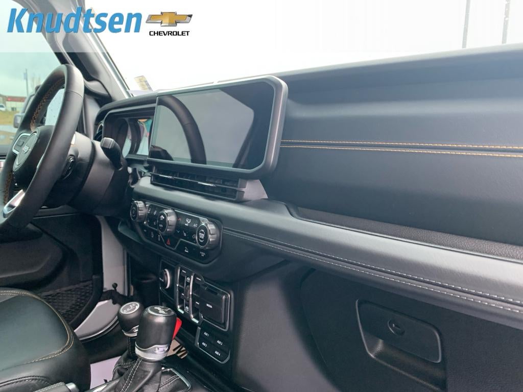 2024 Jeep Wrangler 4-Door Sahara 4x4