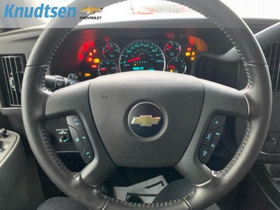 2022 Chevrolet Express Cutaway 3500 BASE