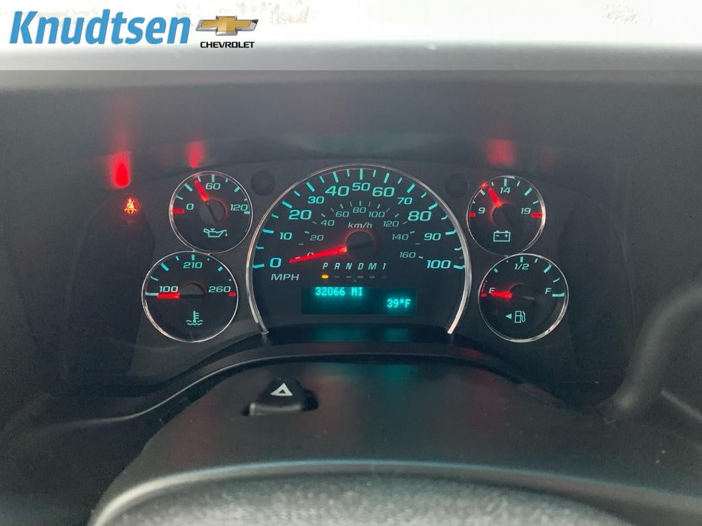 2022 Chevrolet Express Cutaway 3500 BASE