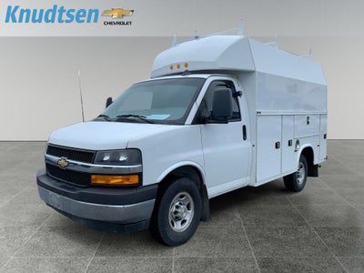 2022 Chevrolet Express Cutaway 3500 BASE