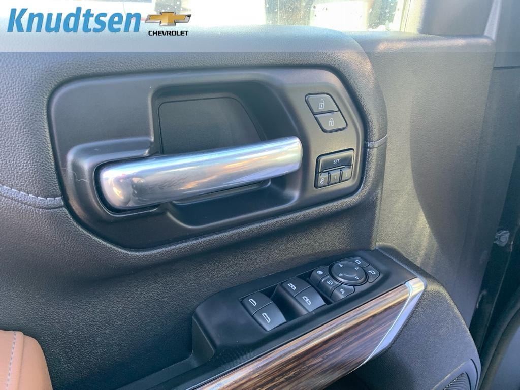 2022 Chevrolet Silverado 3500 HD High Country