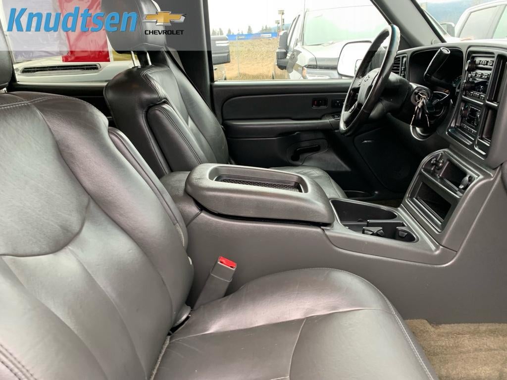 2004 Chevrolet Silverado 3500 HD DRW LT