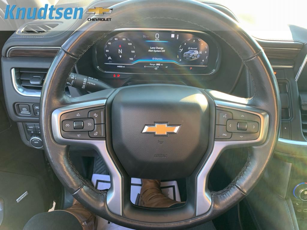 2022 Chevrolet Suburban LT