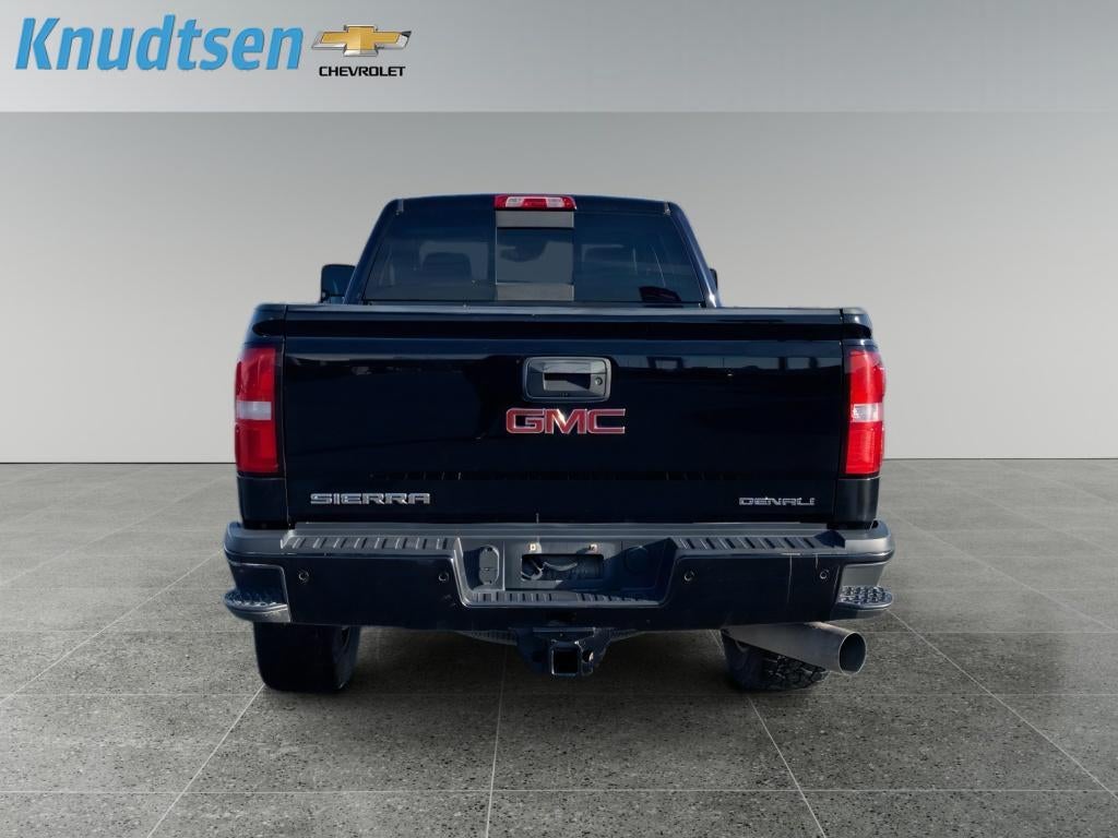 2016 GMC Sierra 2500 HD Denali