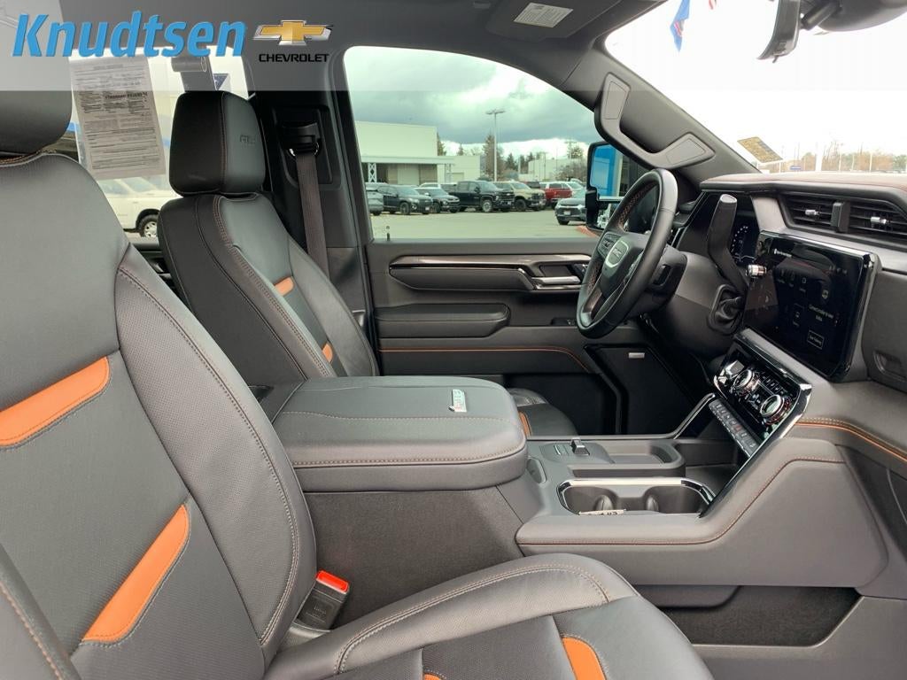 2025 GMC Sierra 3500 HD AT4