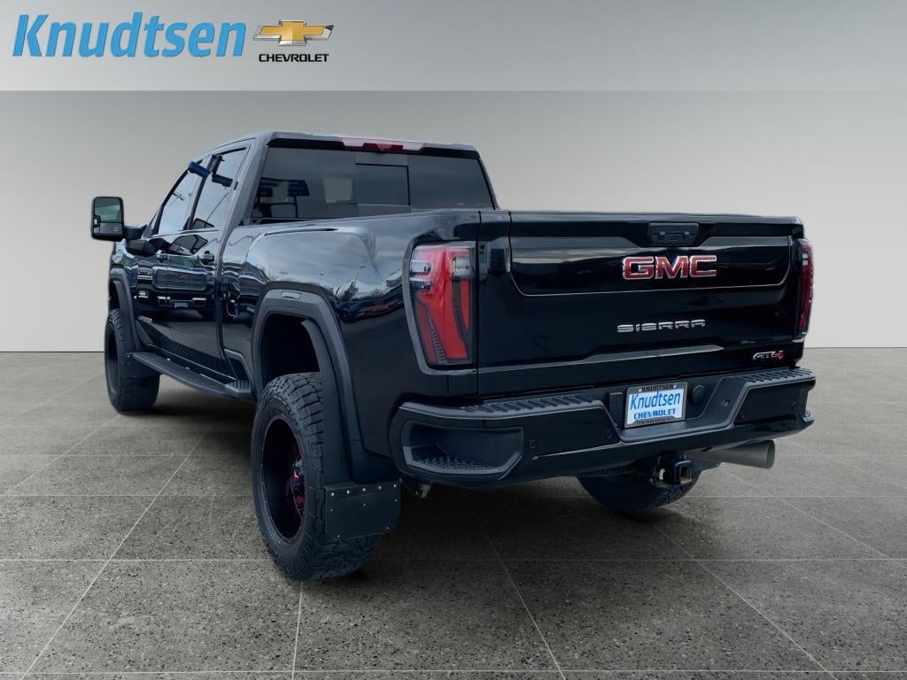 2025 GMC Sierra 3500 HD AT4