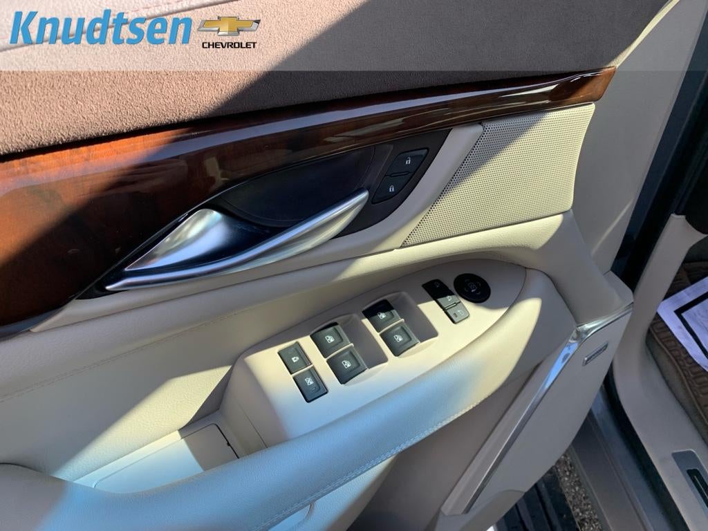 2017 Cadillac Escalade Premium Luxury