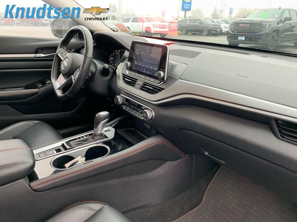 2024 Nissan Altima SR Intelligent AWD