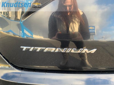 2022 Ford Edge Titanium