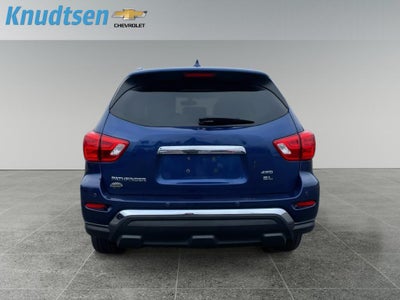 2020 Nissan Pathfinder SL