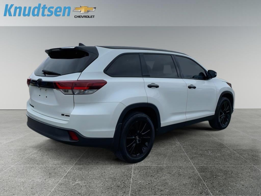 2019 Toyota Highlander SE