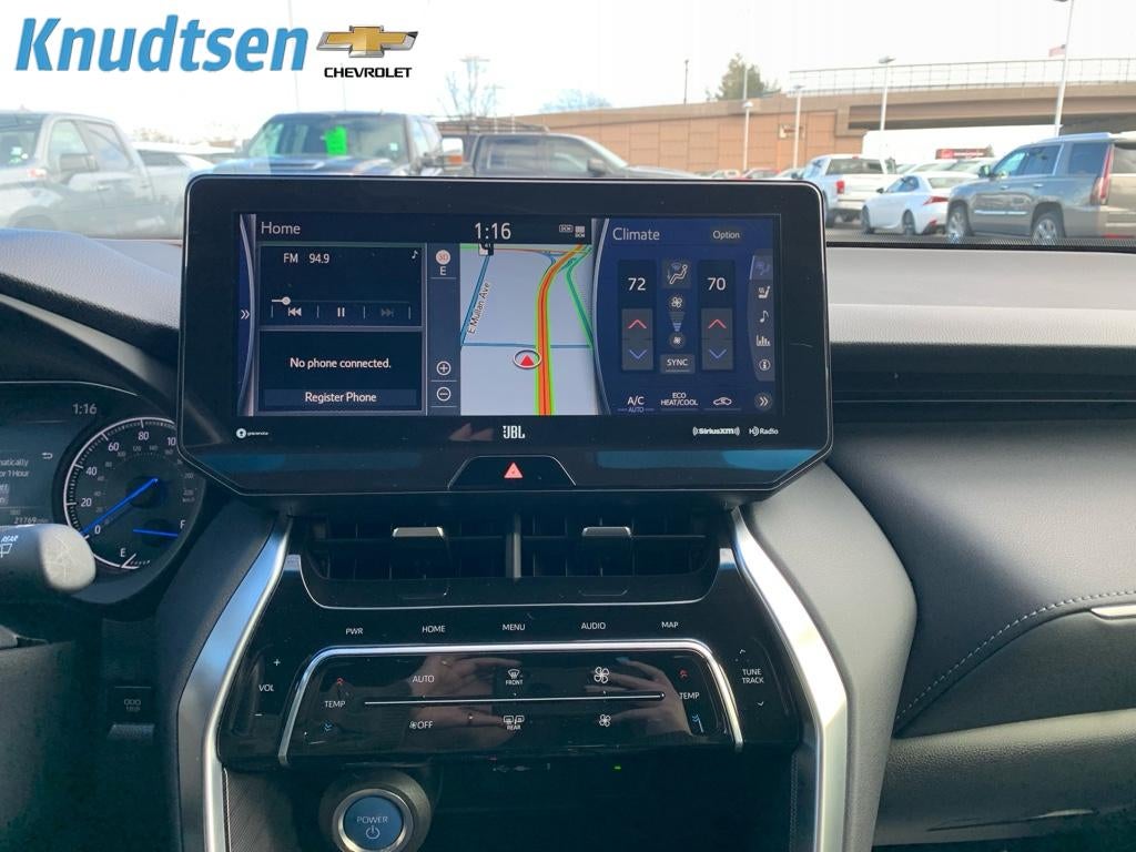 2022 Toyota Venza XLE