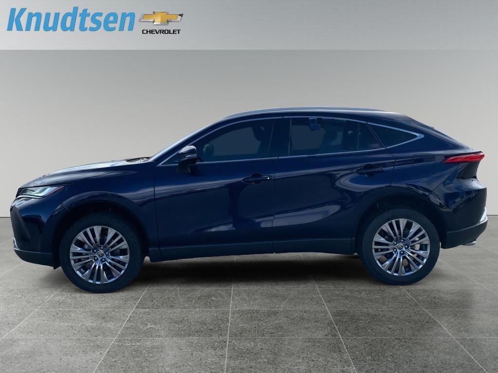 2022 Toyota Venza XLE