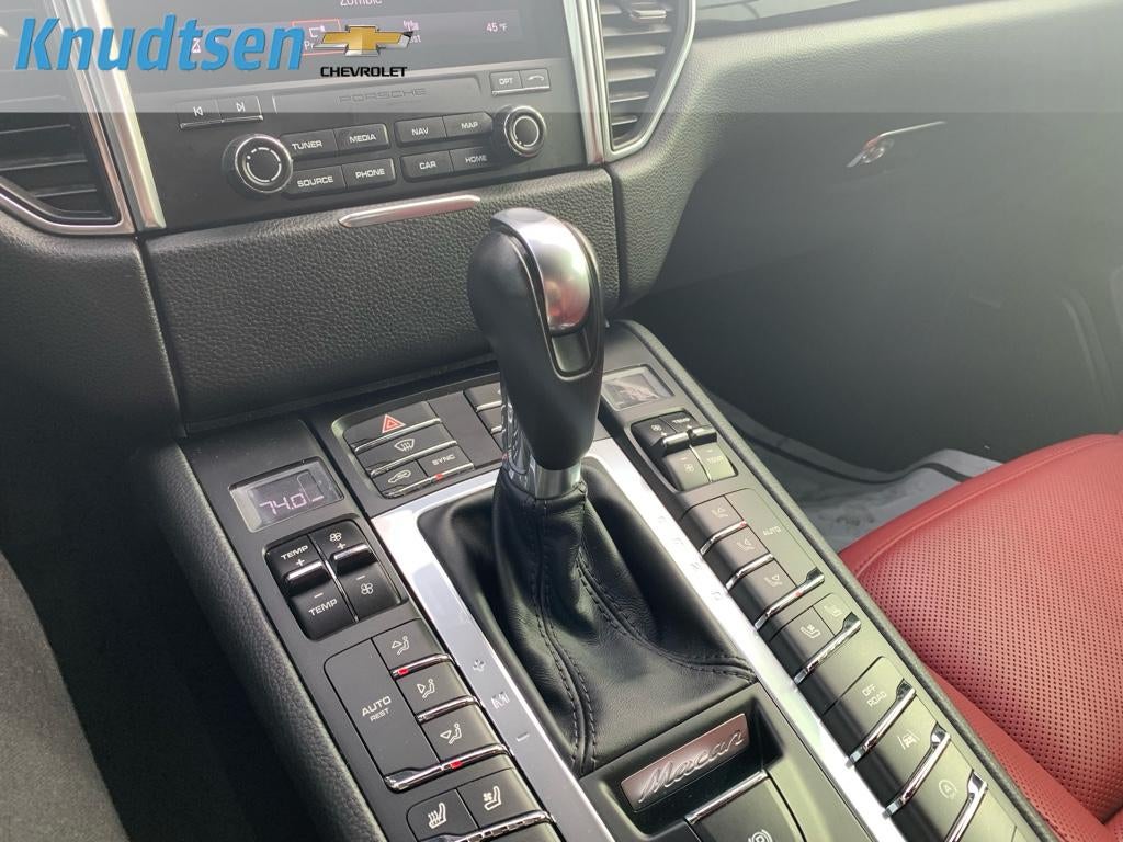 2018 Porsche Macan Base