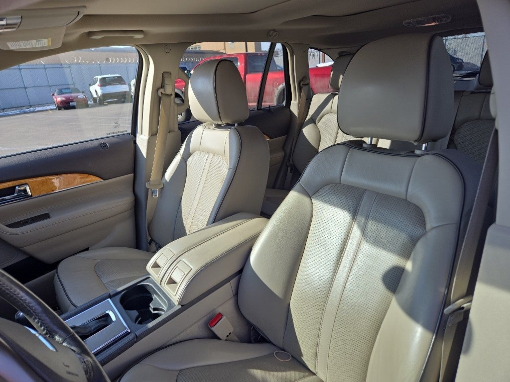 2013 Lincoln MKX Base