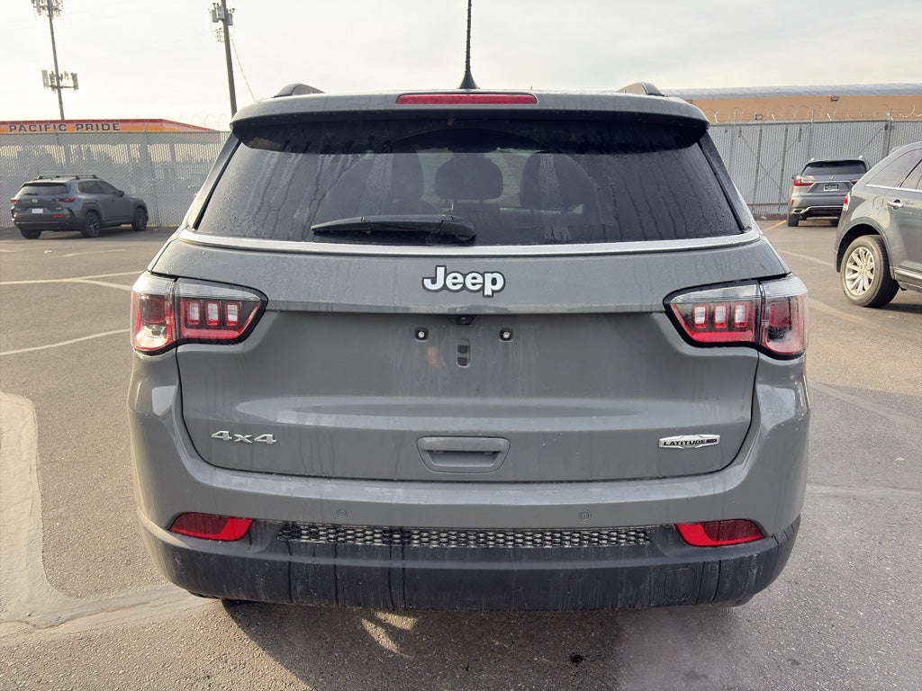 2023 Jeep Compass Latitude Lux