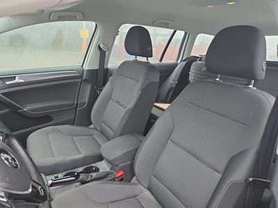 2018 Volkswagen Golf SportWagen S