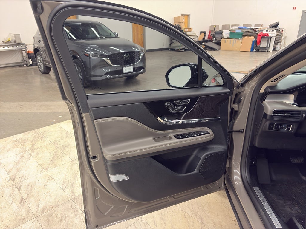 2025 Lincoln Corsair Reserve