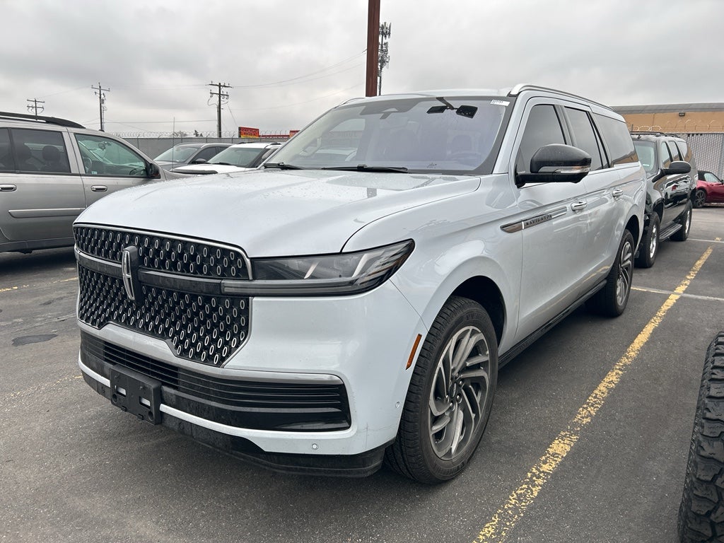2025 Lincoln Navigator L Reserve