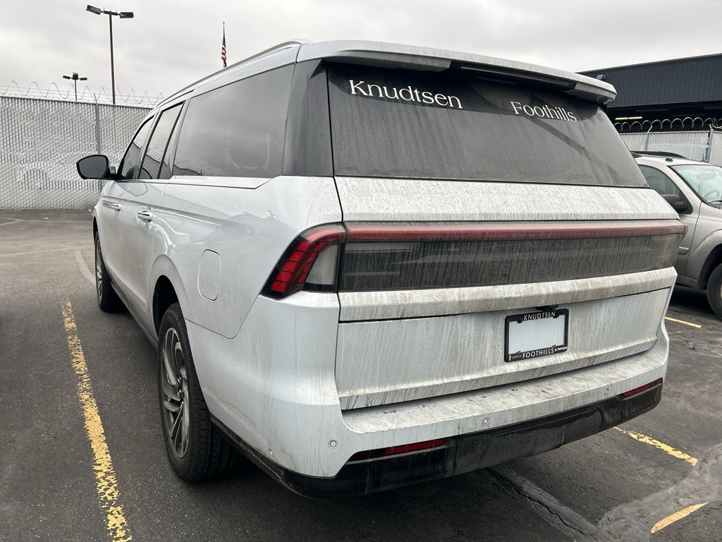 2025 Lincoln Navigator L Reserve