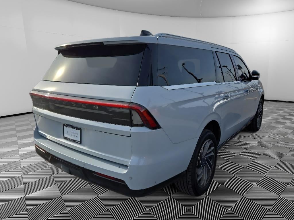 2025 Lincoln Navigator L Reserve