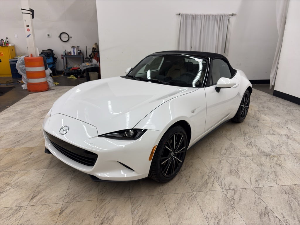 2025 Mazda Mazda MX-5 Miata Grand Touring