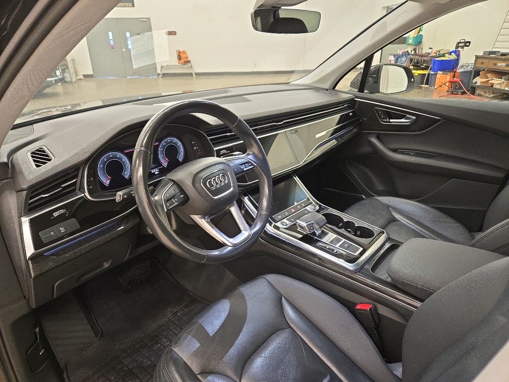2021 Audi Q7 Premium Plus