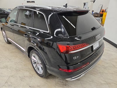 2021 Audi Q7 Premium Plus